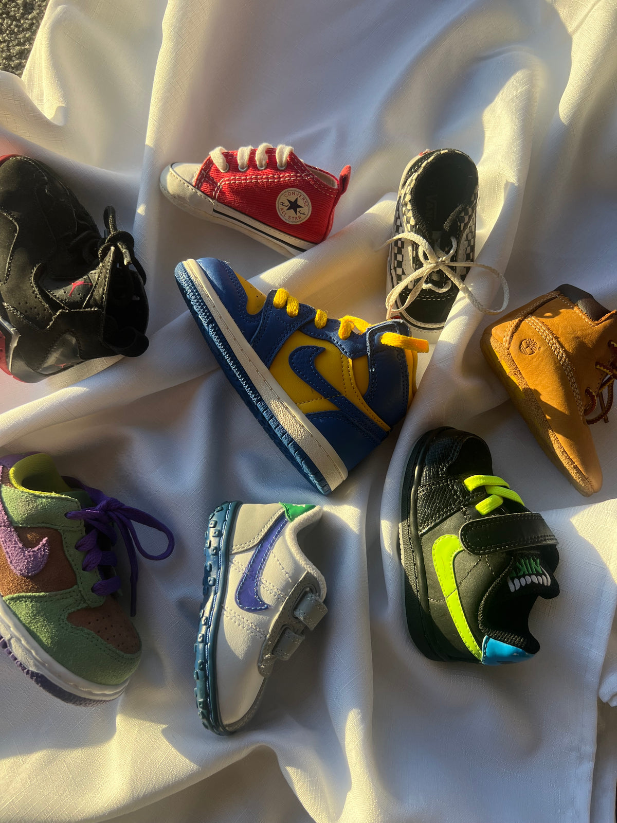 KICKS