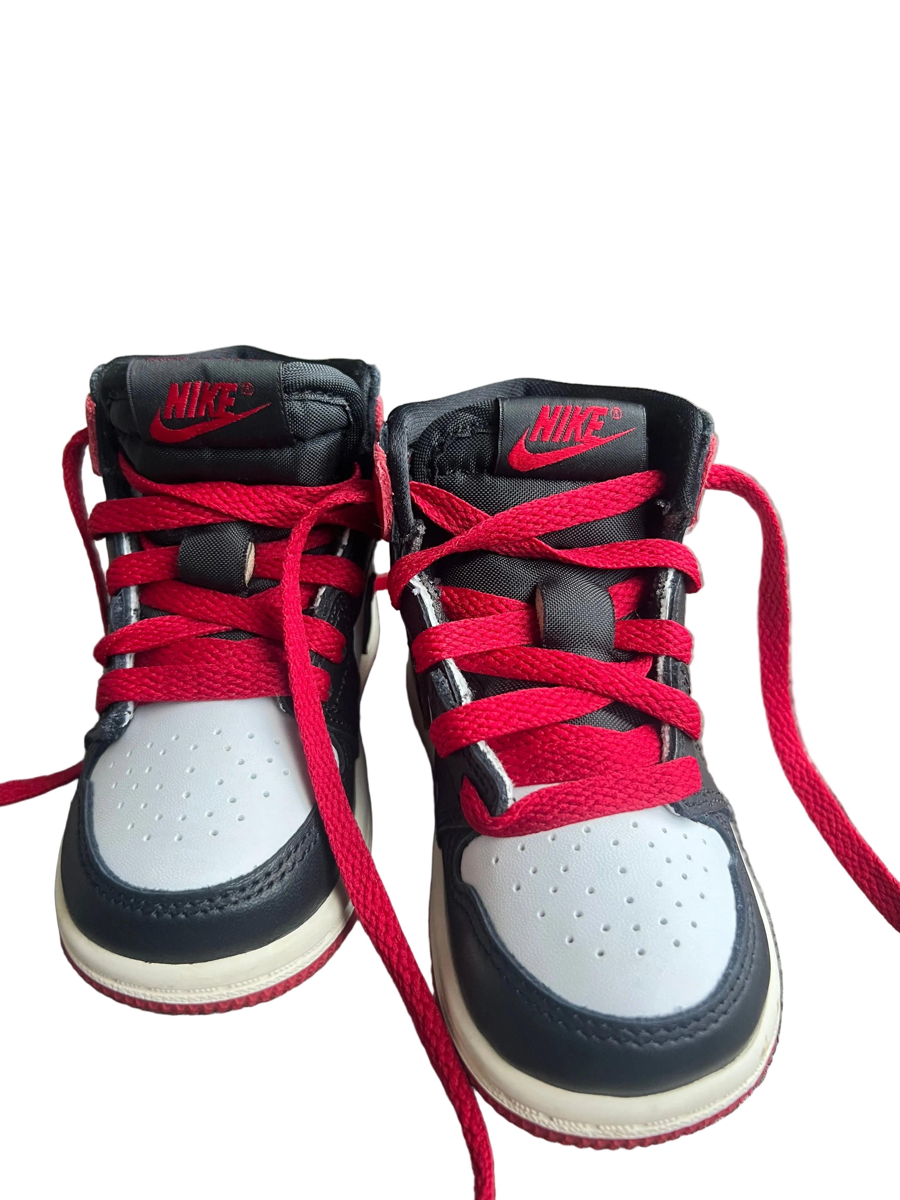 Jordan “sky high” 1s (5c)