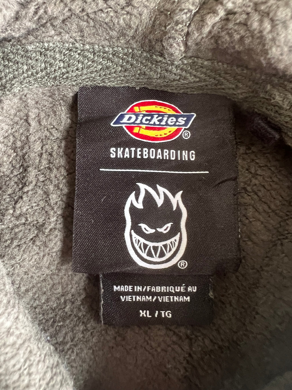 Dickies Hoodie (XL youth)