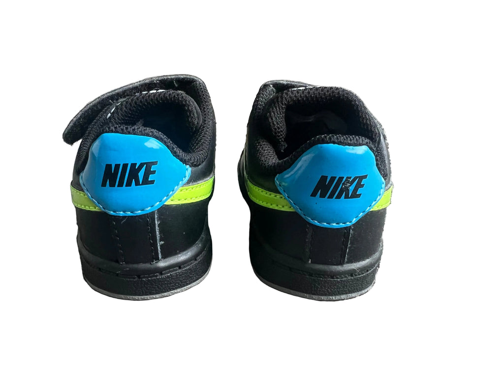 Nike Black and Neon (3c)