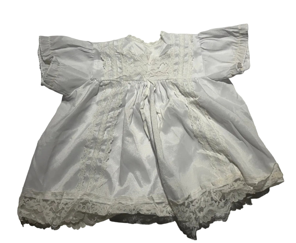 Vintage White Lace Dress (3-6 mnths)